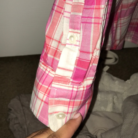 Relaxed fit VV button up - Picture 4 of 4